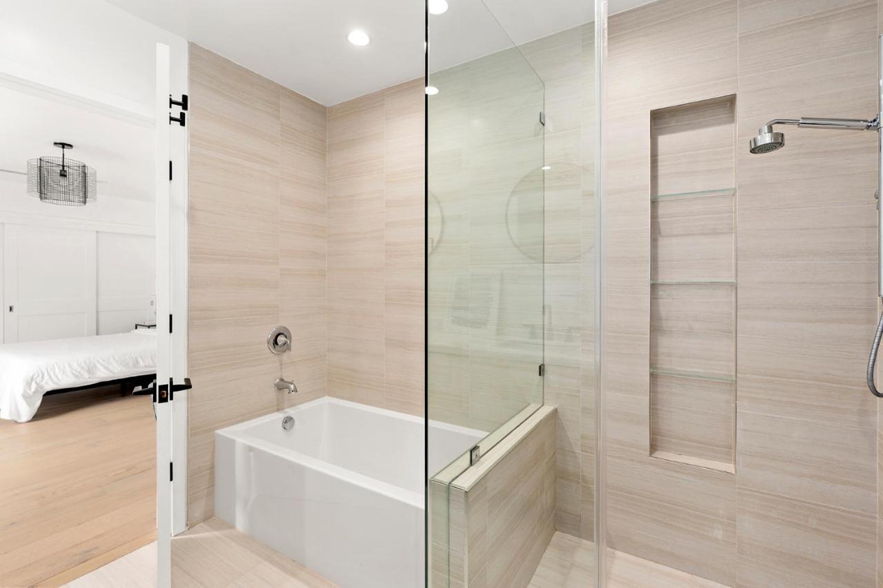 Modern Guest Room Лос-Анджелес Экстерьер фото